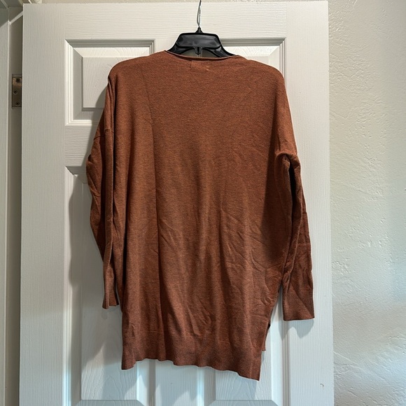 Dreamers rust color sweater - Picture 5 of 10